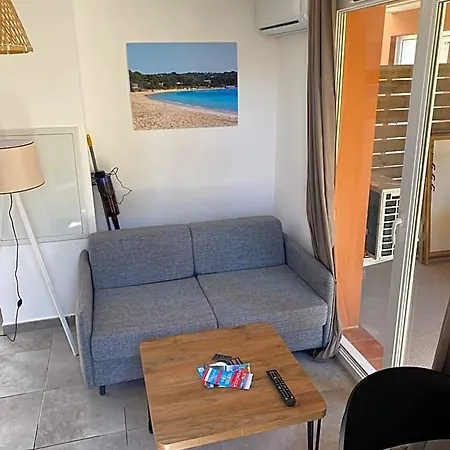 Hotel 2 Pieces Dans Hoteliere Les Hameaux De Saint-cyprien 3*