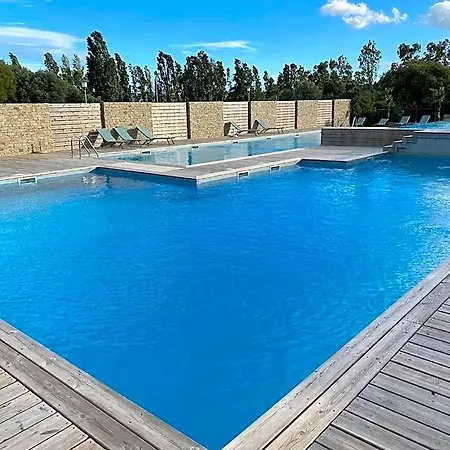 2 Pieces Dans Hoteliere Les Hameaux De Saint-cyprien Hotel Cala Rossa