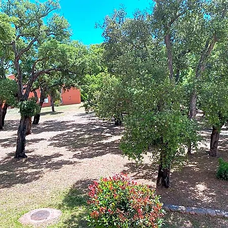 2 Pieces Dans Hoteliere Les Hameaux De Saint-cyprien Hotel